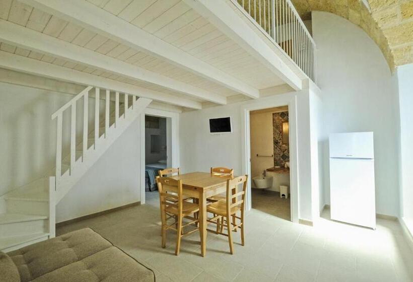 Suite 2 Dormitoris, Corte Scarcia