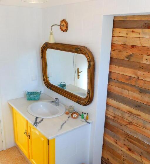 标准间带游泳池, The One Country House