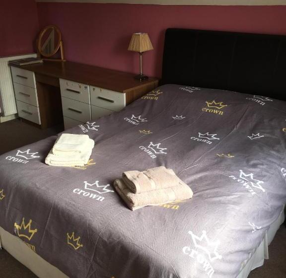 חדר דלוקס, Hillhouse