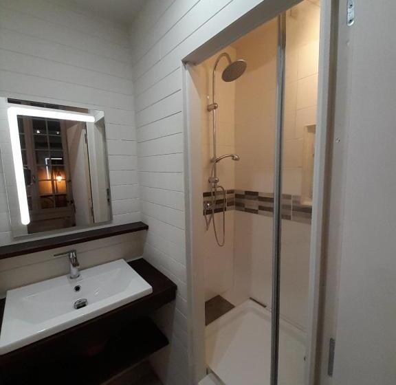 מיטה בחדר משותף, Chambres D Hôtes L Oustal