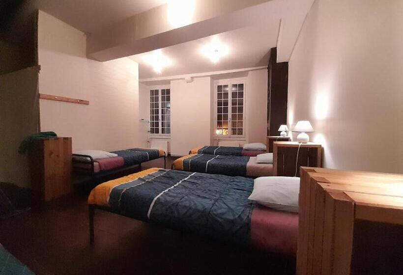 מיטה בחדר משותף, Chambres D Hôtes L Oustal