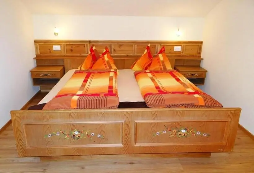 ２ベッドルームアパートメント, Hochwieserhof