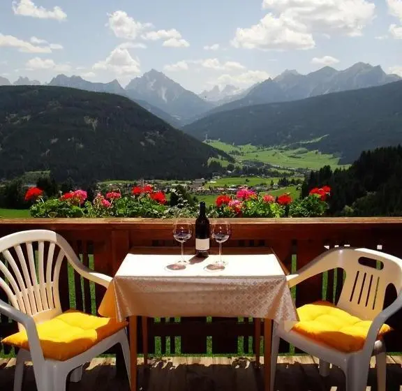 ２ベッドルームアパートメント, Hochwieserhof