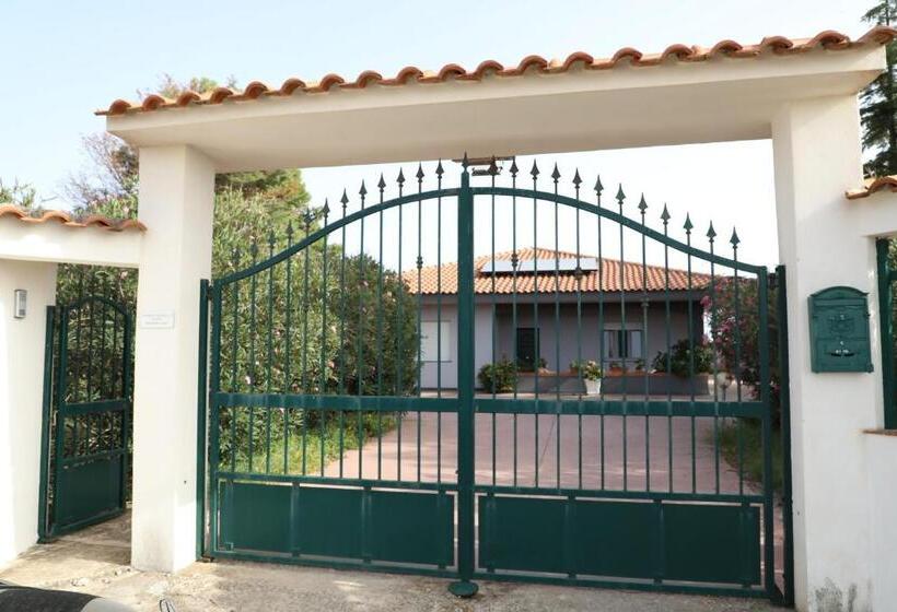 اتاق استاندارد, La Dimora Di Nonno Nuccio