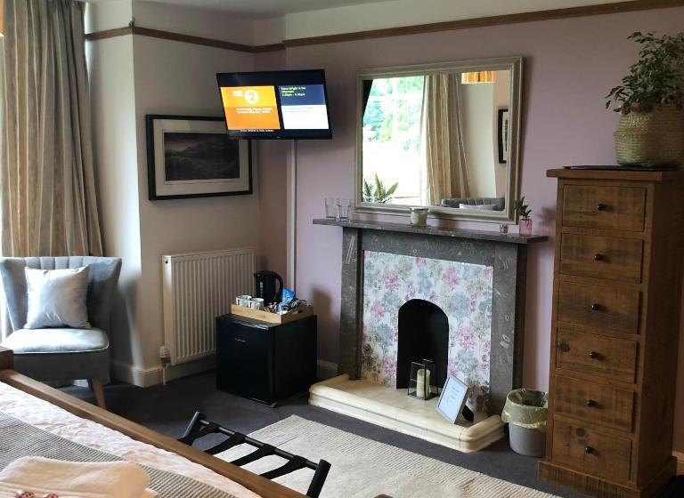 Номер Deluxe Кровать Кинг, The Hollow Bed And Breakfast