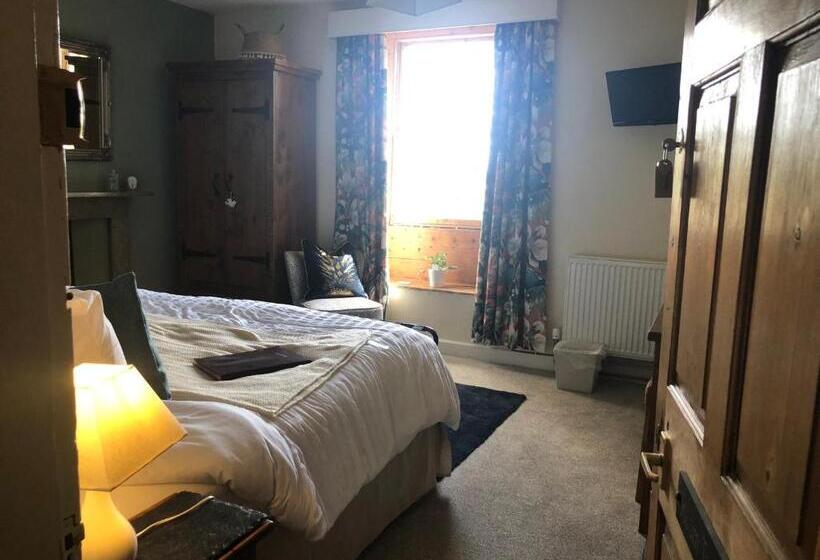 Номер Deluxe Вид на Сад, The Hollow Bed And Breakfast