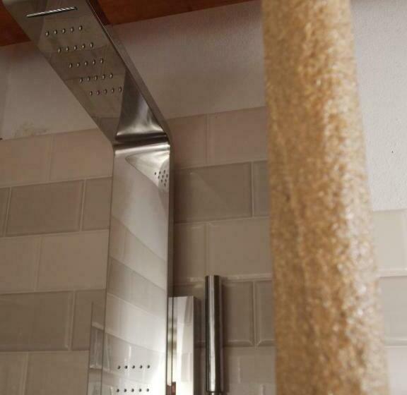 スタンダードトリプルルーム, B&b Pibitzoi