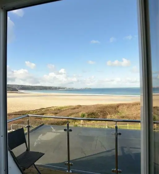 オーシャンビュースタンダードルームバルコニー付き, The Penellen Guest Accommodation Room Only