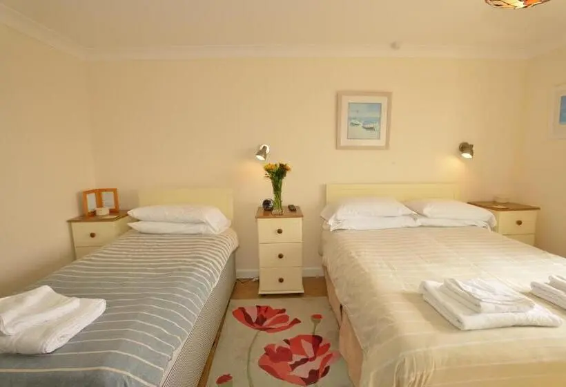 オーシャンビューファミリールーム, The Penellen Guest Accommodation Room Only
