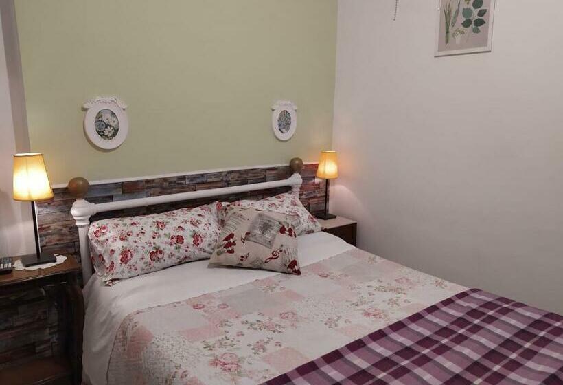 اتاق استاندارد, Casale Terra Sole B&b