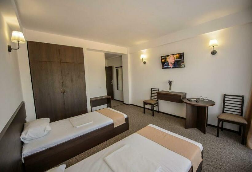 Номер Стандарт с Балконом, Casa Lui Matei