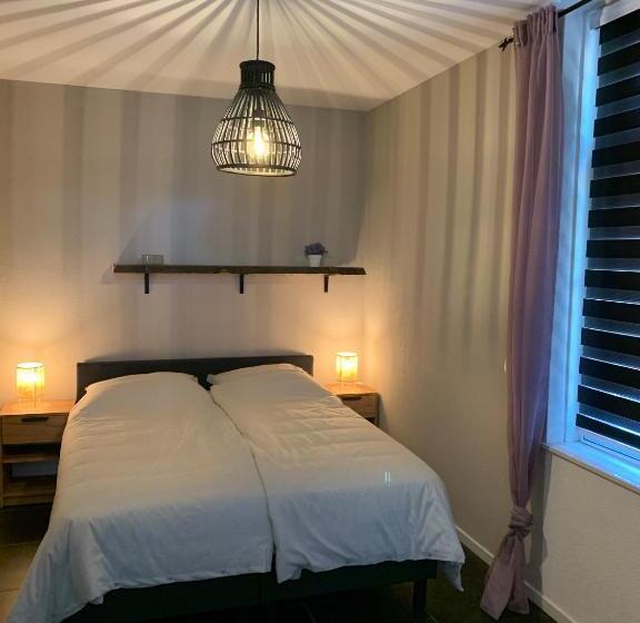 בית, חדר שינה 1, Brinkesdiek