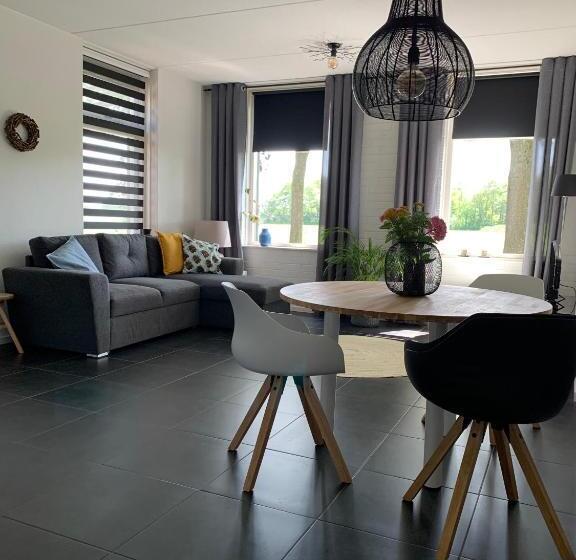 בית, חדר שינה 1, Brinkesdiek