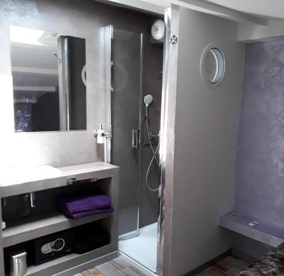 Basic Rum, Chambres D Hotes Naturiste, Village Naturiste Cap D Agde, Draps, Serviette, Café, Menage Inclus En F