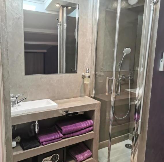 Basic Rum, Chambres D Hotes Naturiste, Village Naturiste Cap D Agde, Draps, Serviette, Café, Menage Inclus En F