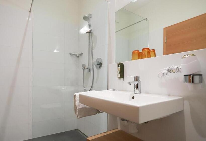 Номер Стандарт с Балконом, Schiessstandhof