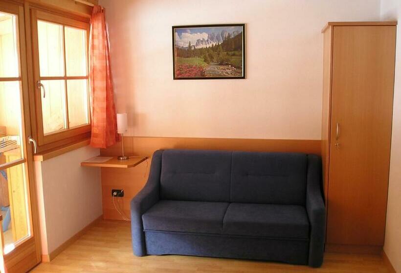 带1个卧室的带阳台的公寓, Müllerhof