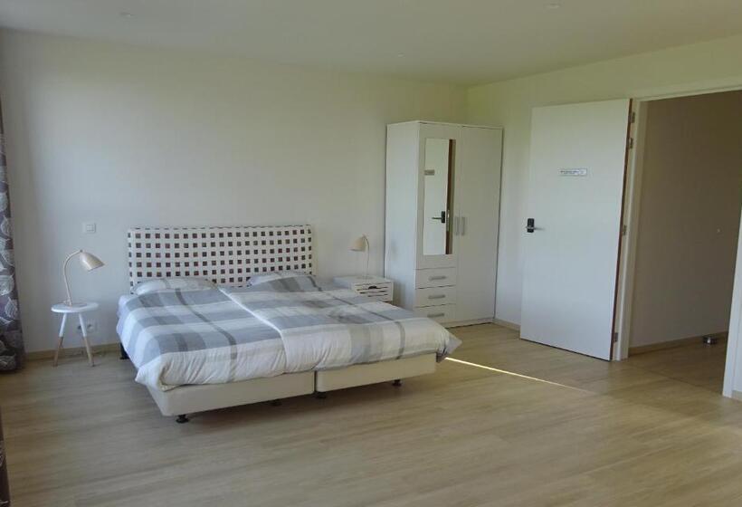 バスルーム共有のトリプルスタンダード, Benbsjerie