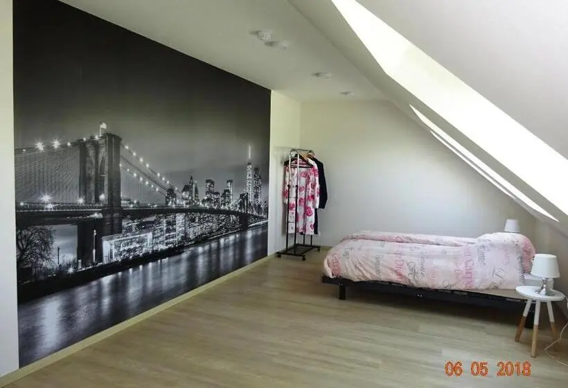 スタンダード４人部屋, Benbsjerie