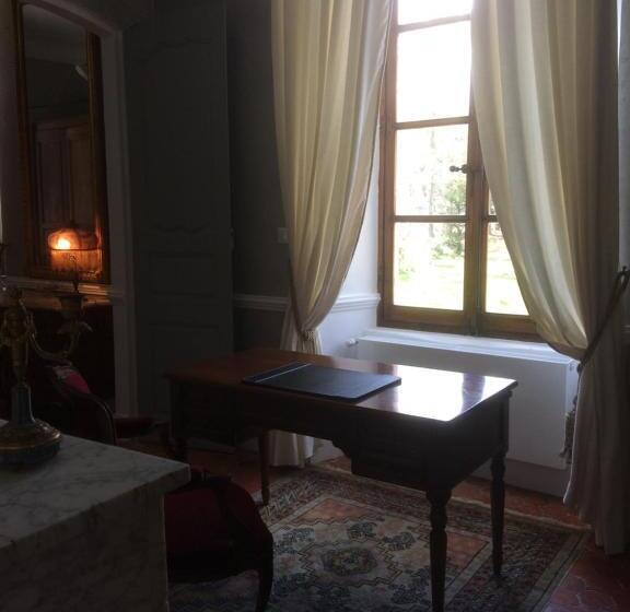 ハイドロマッサージバス付きスイート, Château De La Cazette