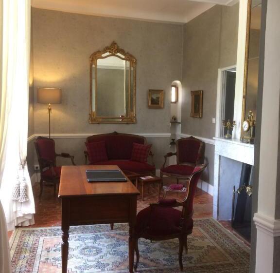 ハイドロマッサージバス付きスイート, Château De La Cazette