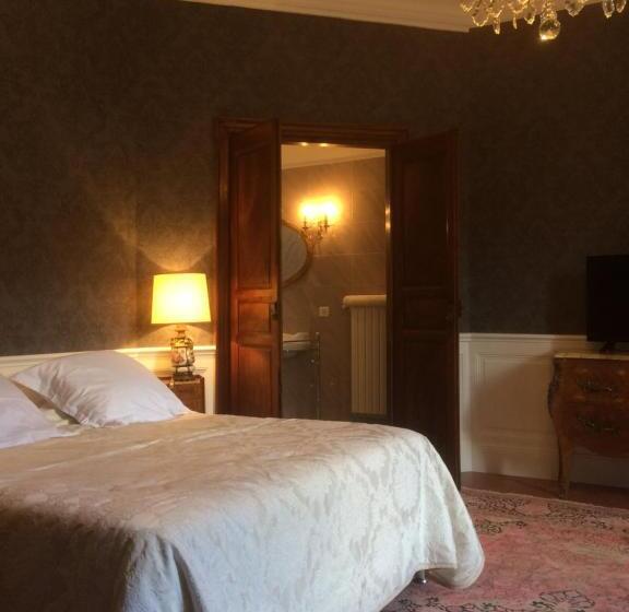 Superior suite with balcony, Château De La Cazette