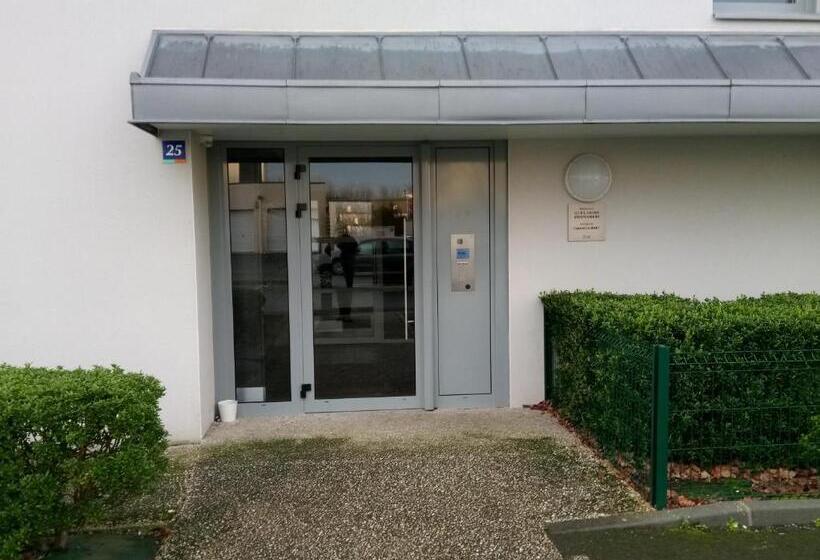 غرفة قياسية, Pacéenne