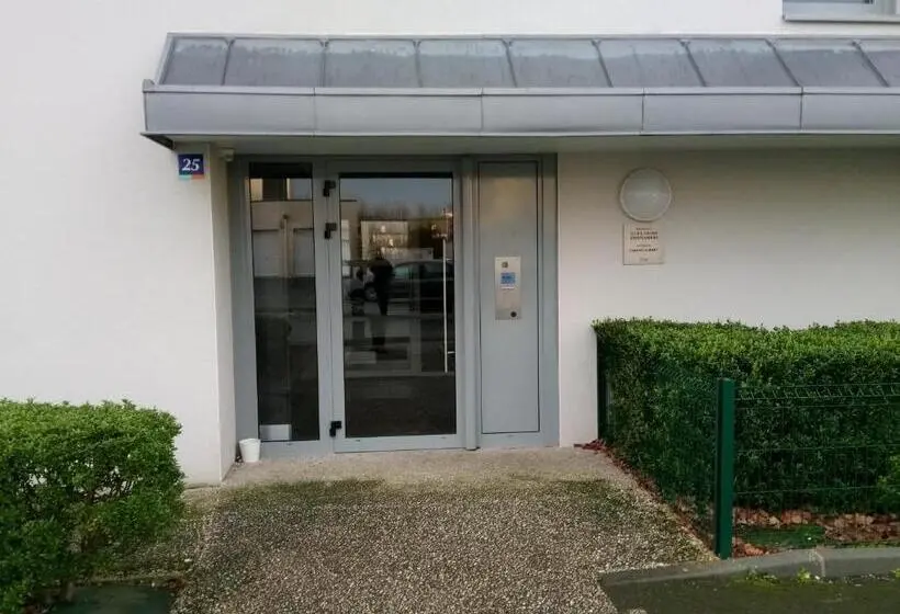Habitació Estàndard, Pacéenne