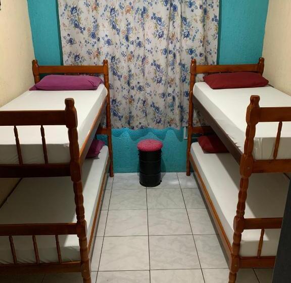 غرفة قياسية رباعية, Fica, Vai Ter Bolo Hostel