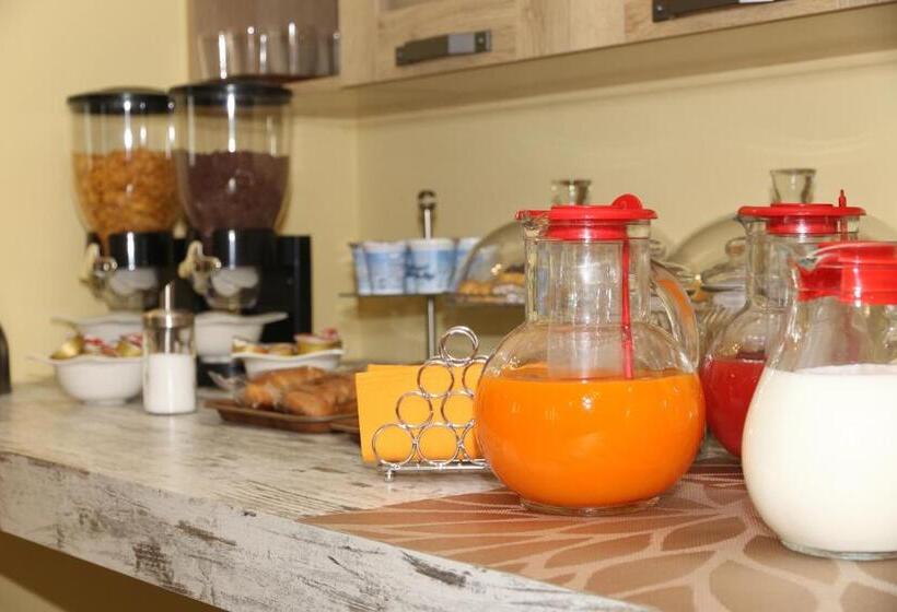 トリプルクラシックルーム, Borgopratole Countryhouse