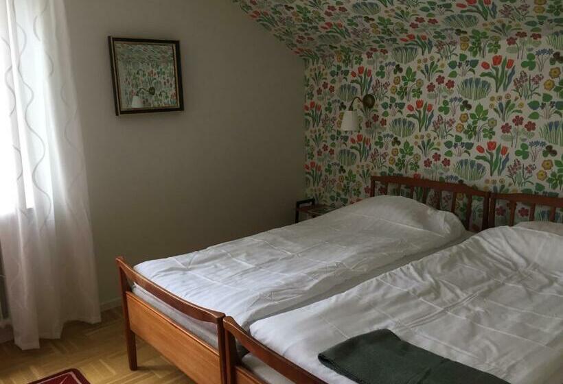 סוויטה משפחתית, Stavsjö Herrgårdsflygel