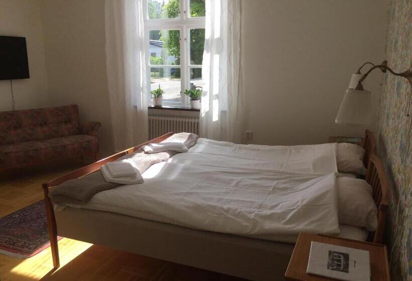 סוויטה משפחתית, Stavsjö Herrgårdsflygel