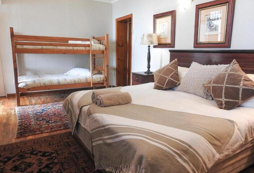 Четырехместный Номер Стандарт, New Stone Manor