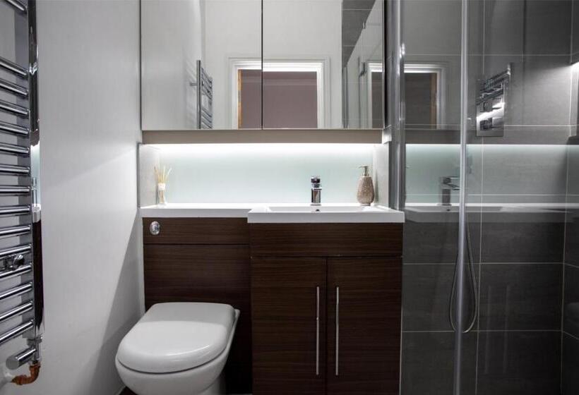 キングサイズベッドのデラックスルーム, The Vanguard York   Private Residence