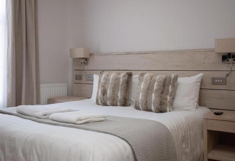 キングサイズベッドのスタンダードルーム, The Vanguard York   Private Residence