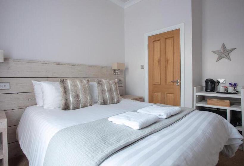 キングサイズベッドのスタンダードルーム, The Vanguard York   Private Residence