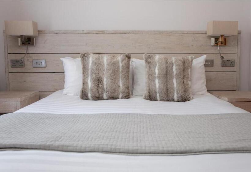 キングサイズベッドのスタンダードルーム, The Vanguard York   Private Residence