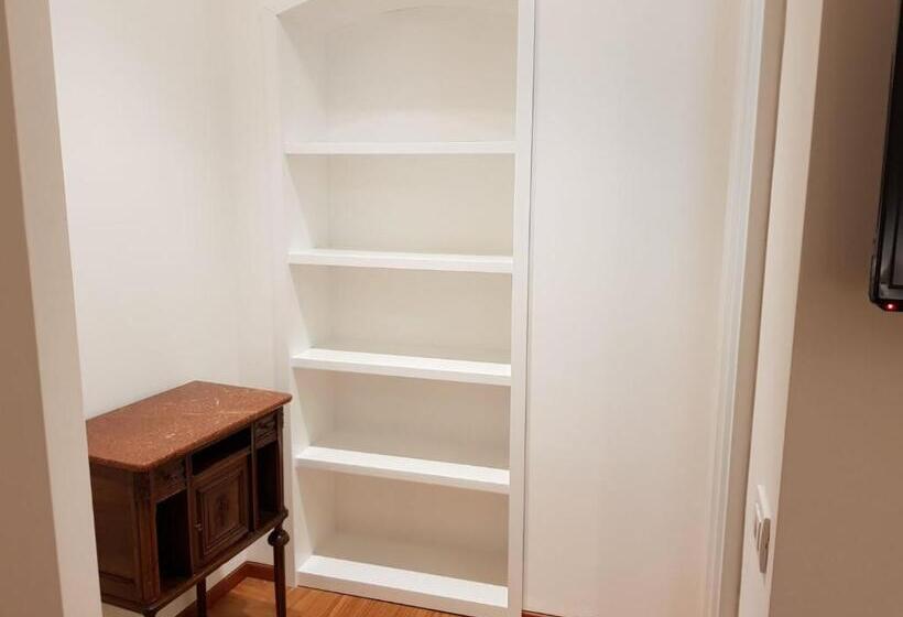 اتاق لوکس با بالکن, Borgoantico34   Luxury Room