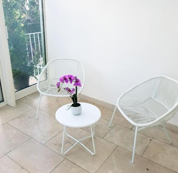 Номер Стандарт Вид на Сад, Borgoantico34   Luxury Room