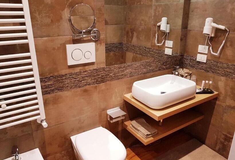 اتاق استاندارد با چشمانداز باغ, Borgoantico34   Luxury Room