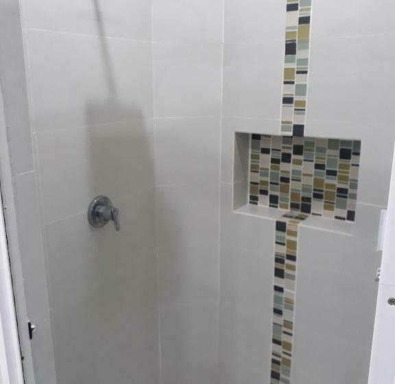 سوییت, & Suites Vayor