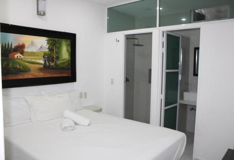 سوییت, & Suites Vayor