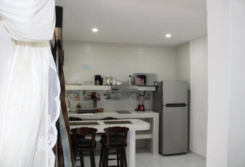 سوییت, & Suites Vayor