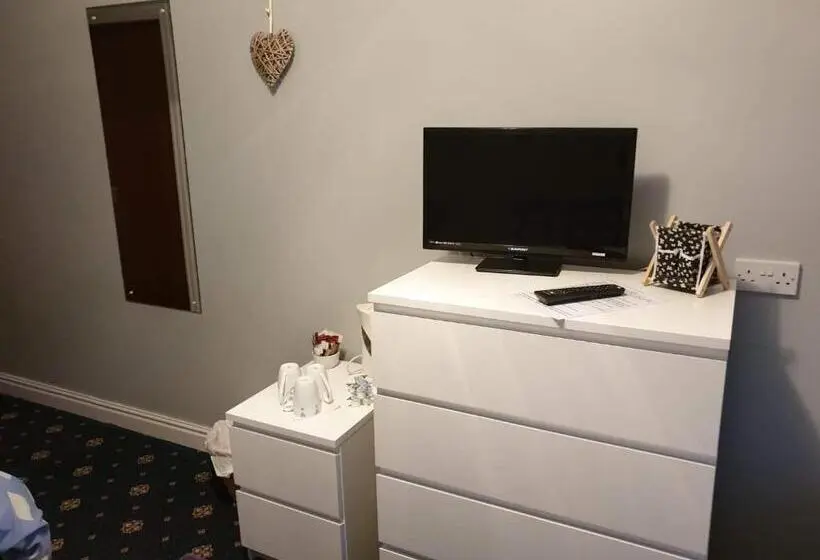 اتاق استاندارد سه نفره, Trem Hyfryd B&b