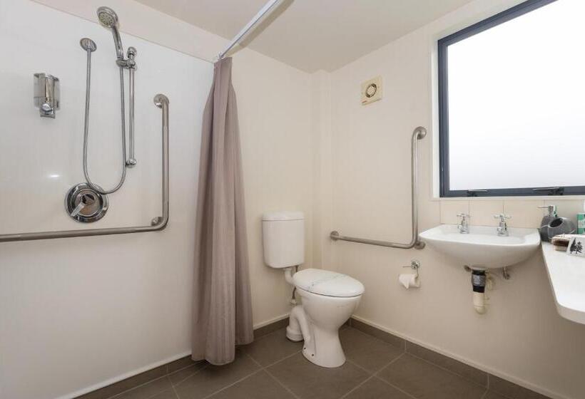 إستوديو سوبيريور, Bella Vista Motel Dunedin