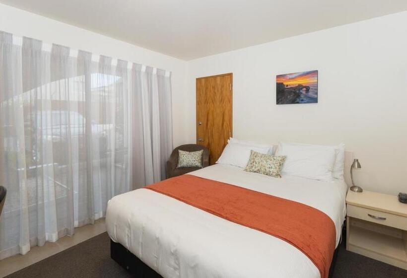 إستوديو قياسى, Bella Vista Motel Dunedin