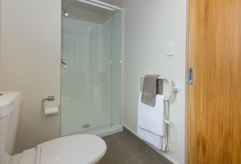 إستوديو قياسى, Bella Vista Motel Dunedin