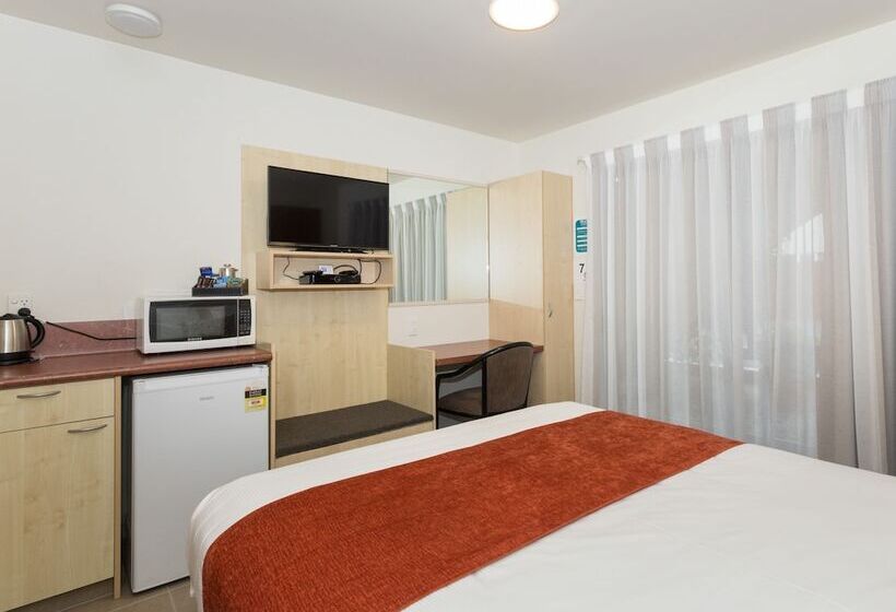 Студия Стандарт, Bella Vista Motel Dunedin