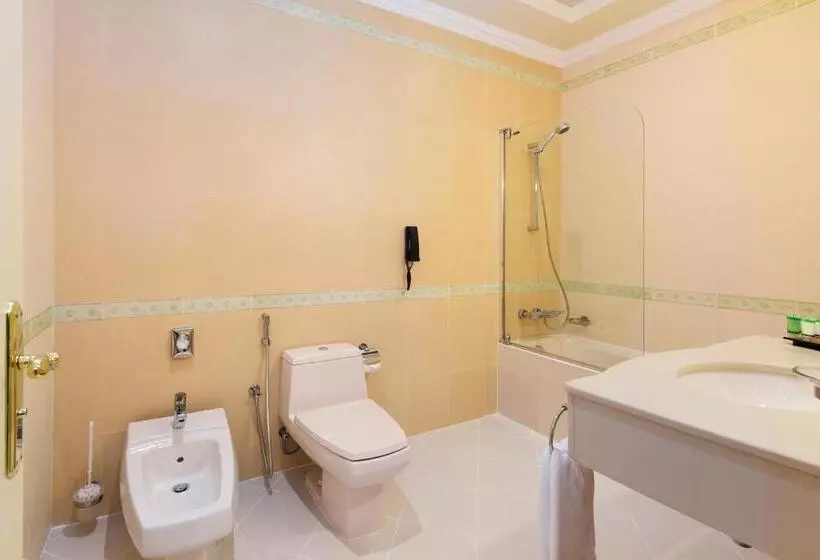 3 Bedroom Suite, Al Hamra Residence