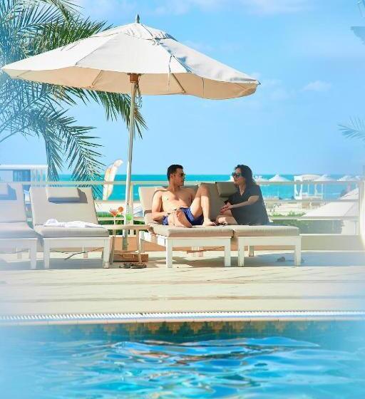 اتاق لوکس, Al Hamra Residence